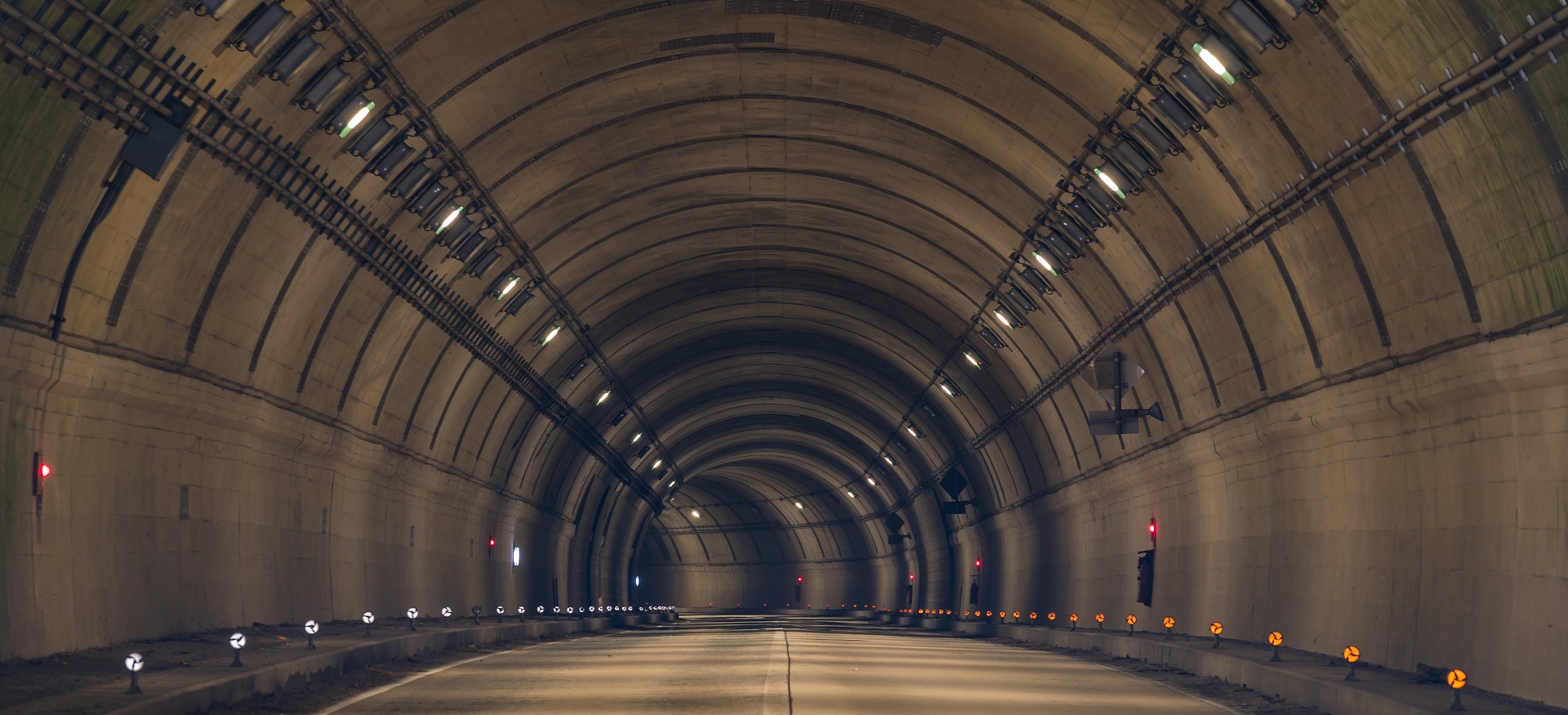 Túnel túneles 1920 x 875.jpg